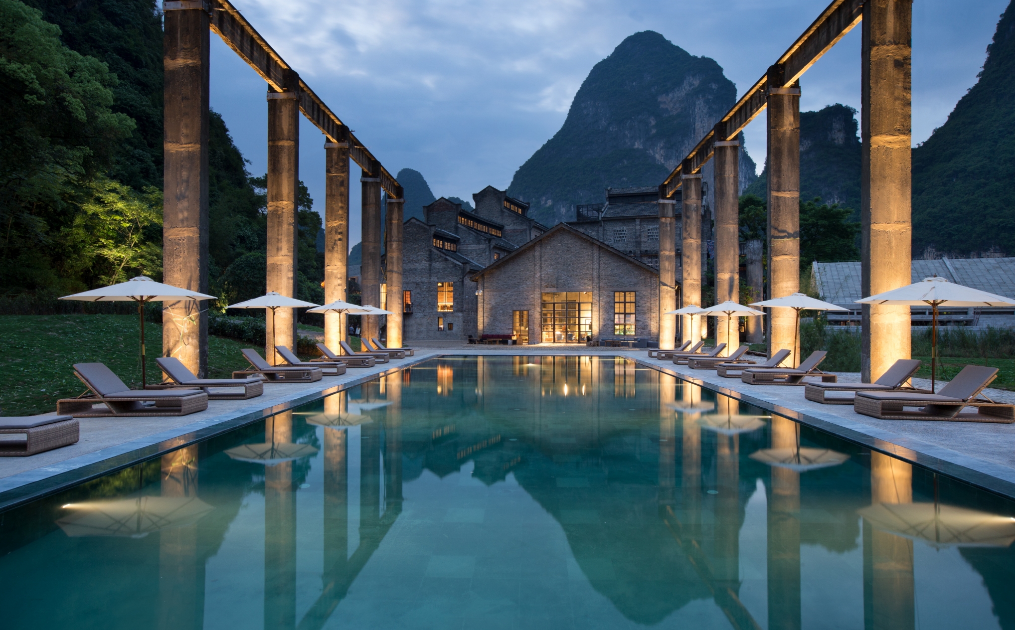 07A Forest & Mountain Hotels