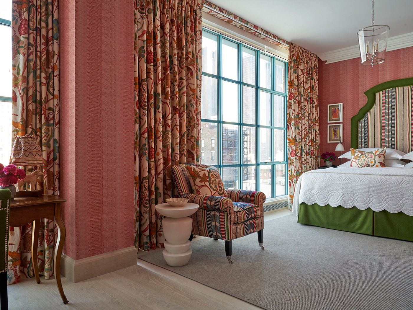 Warren Street Deluxe Junior Suite R 02