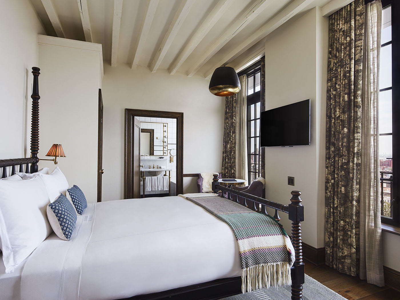 Rooms Suites At The Ludlow Hotel In New York Usa Design Hotels