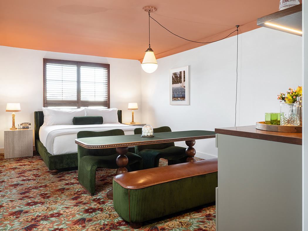Palihouse West Hollywood King Pool View R 01 (1)