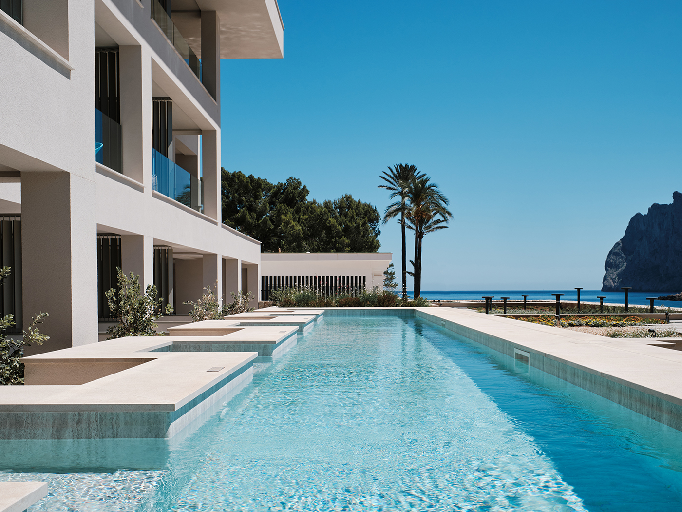 El Vicenc De La Mar Privilege Room Swim Up V3 R 01