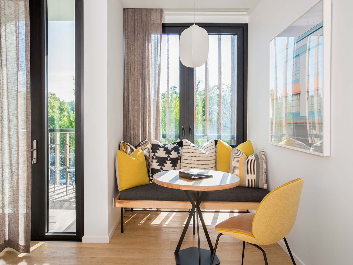 Harmon Guest House Rooftop King R 05