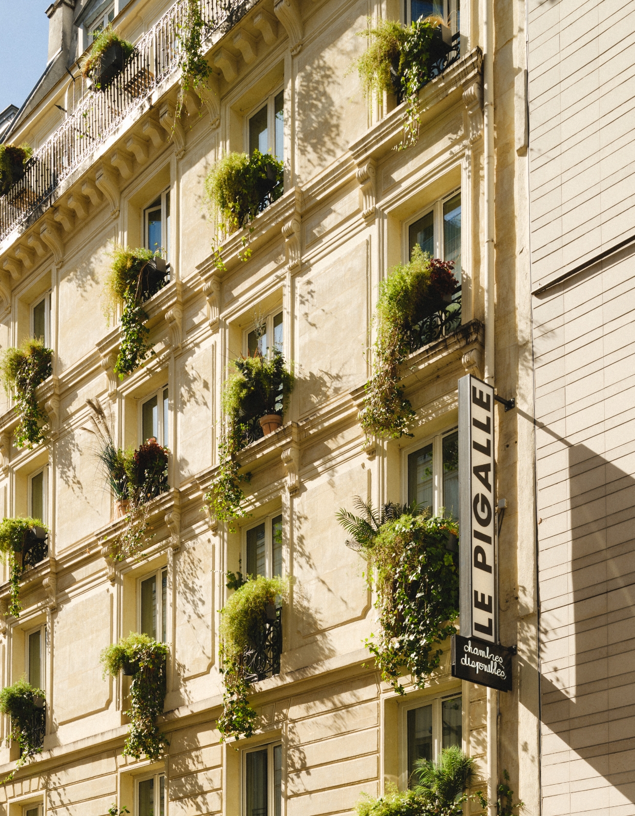 Le Pigalle Architecture