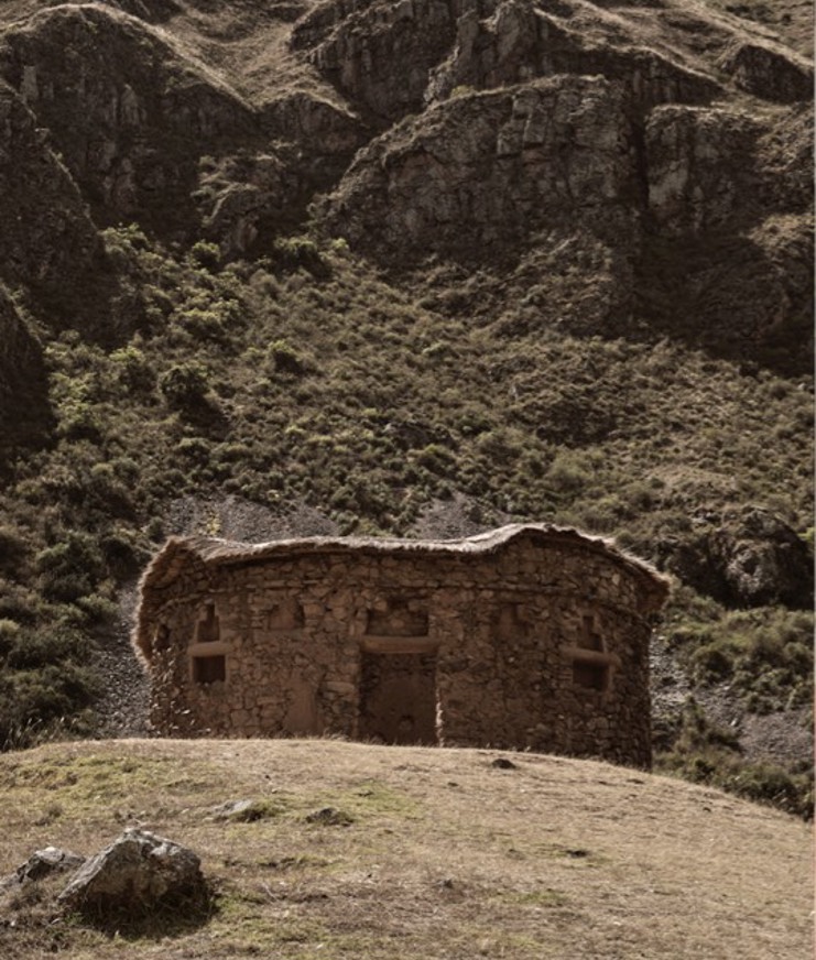 08 MBO Andenia Peru Old House
