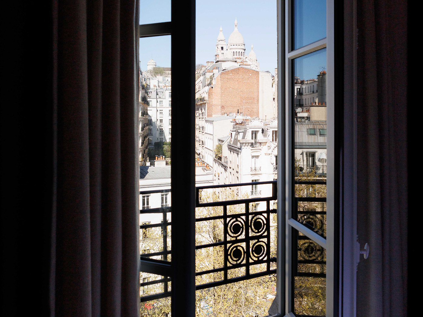 Hotel Rochechouart Classic Sacre Coeur View R 03