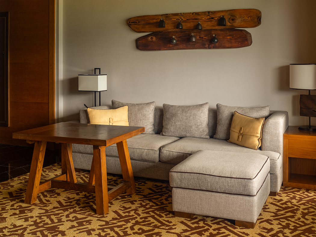 Jinmao Mountain Suite King V2 R 06