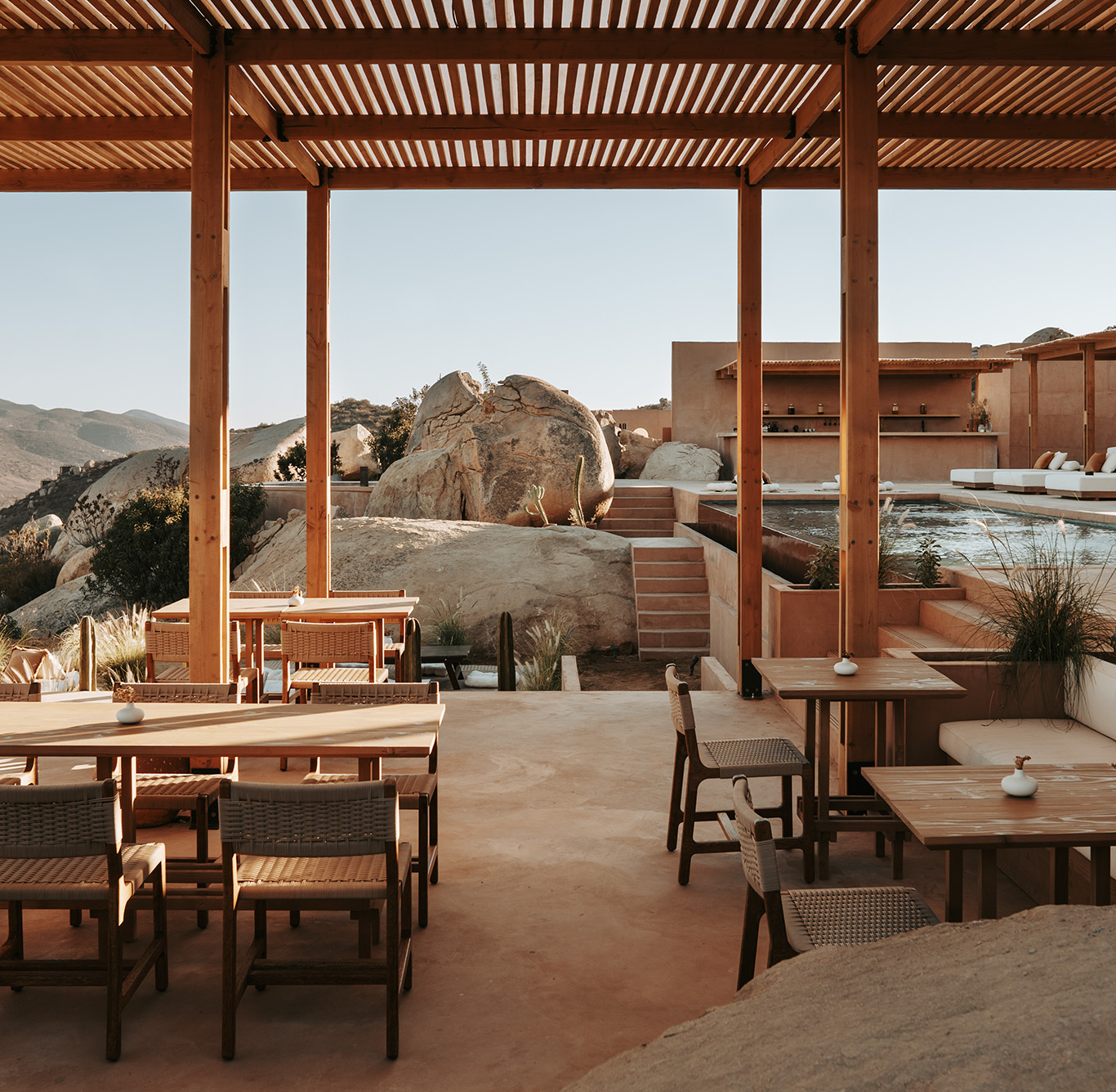 260326 DH Travel Industry Rate KV 03