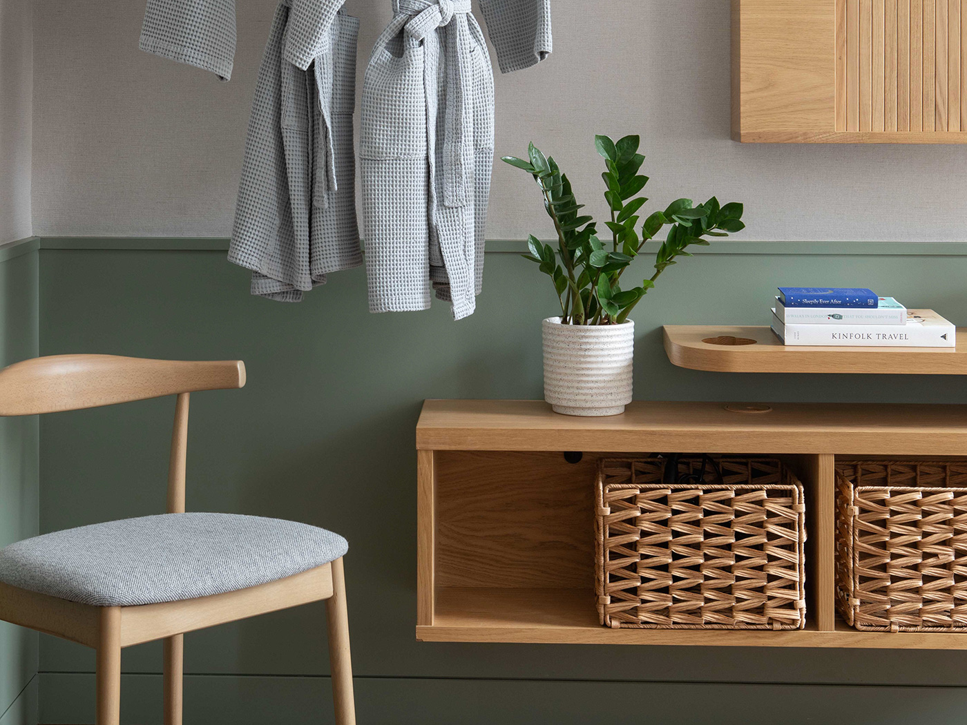 Inhabit Queens Gardens Super Roomy R 02