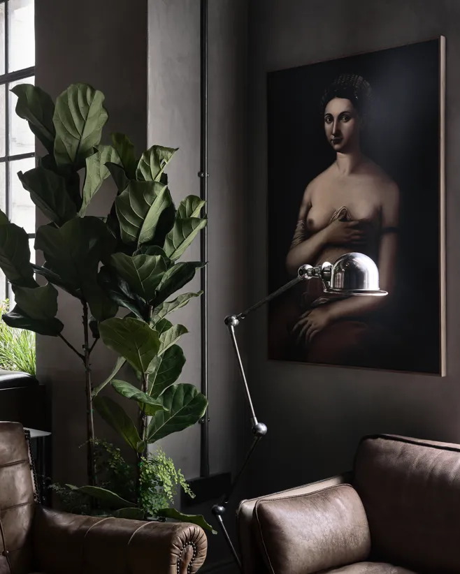 004 Gorgeous George Lobby Painting