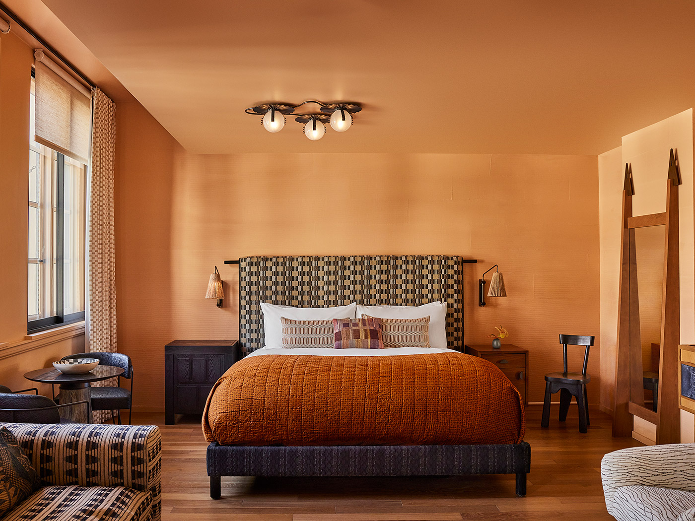 Downtown La Proper 3 Bedroom Premier Suite R 05