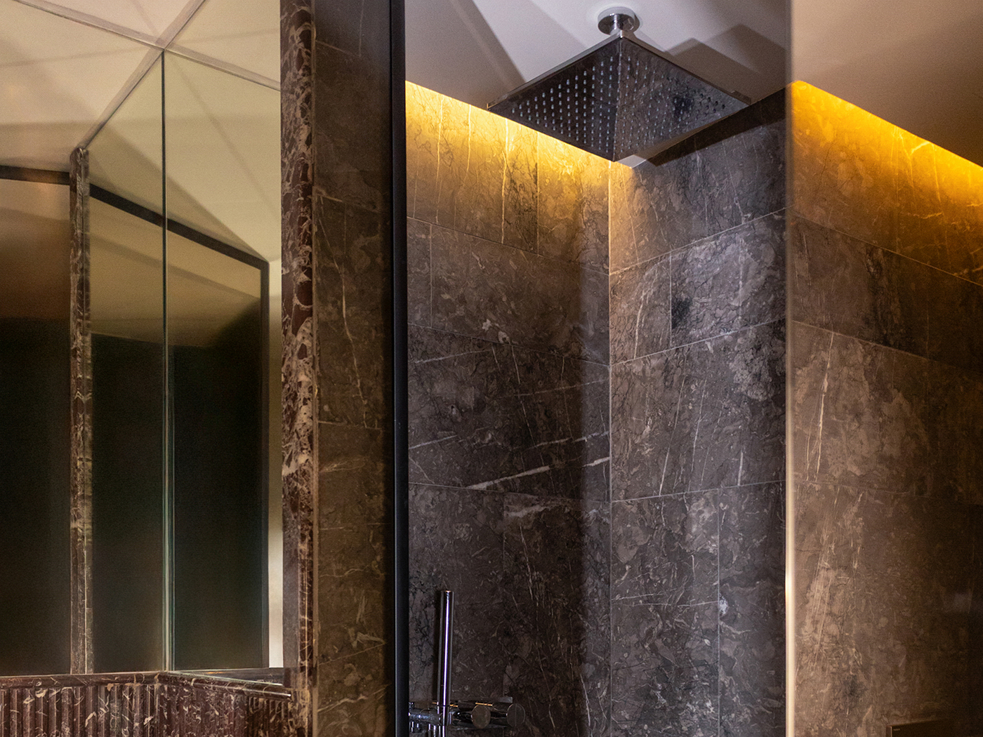 Villa Sahrai Deluxe Queen Terrace R 07