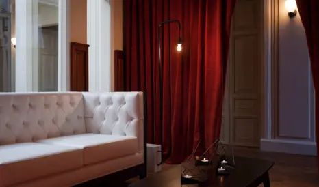 Carlota Couch in Quito