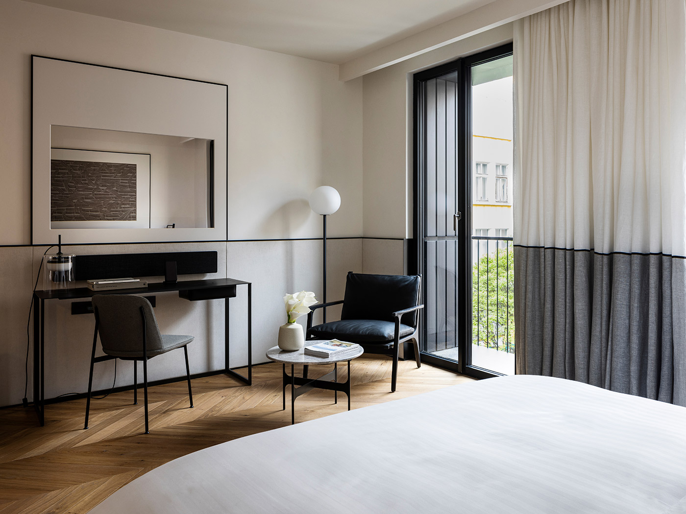 Juno Hotel Sofia Cosy King R 03