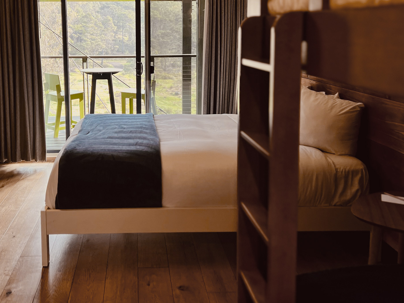 Timber Cove Family Room R 04