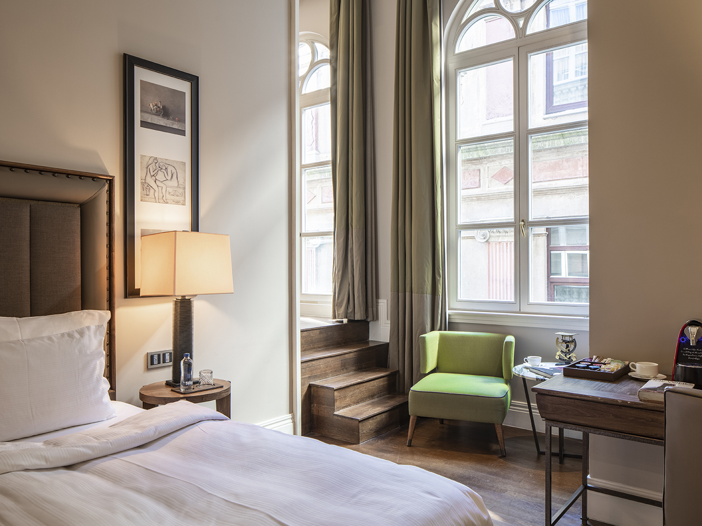 Bank Hotel Istanbul Deluxe Twin Room R 04