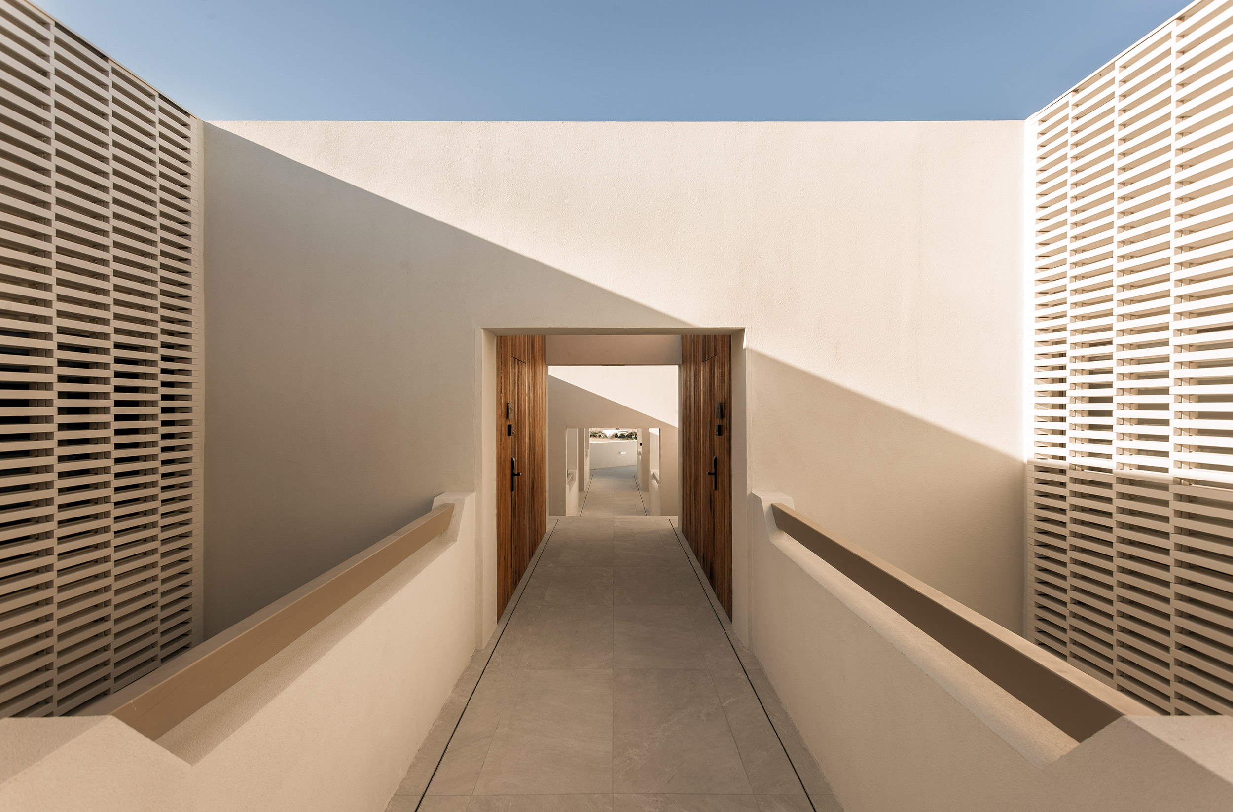 G 03 Nous Santorini (1)