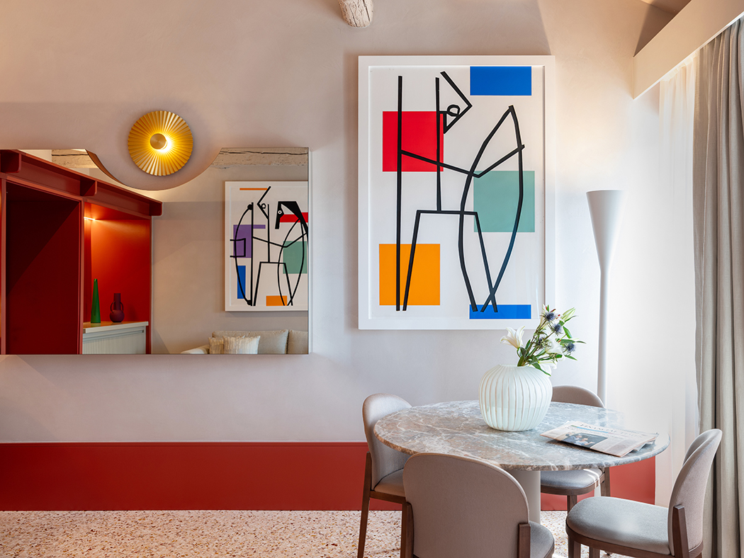Elizabeth Unqiue Venice Suite Canal View R 06