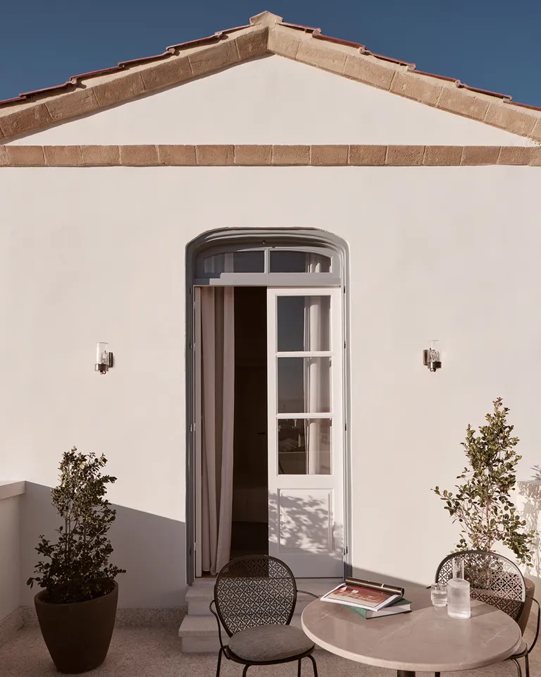 T Generic 03 Amyth Of Nicosia Cyprus