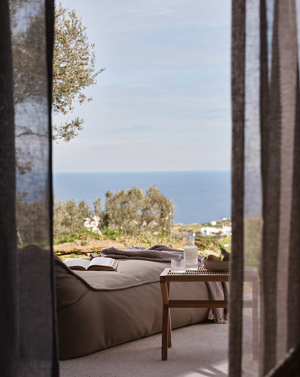 Location and facilities at Stamna Sifnos in Sifnos, Greece - Design ...