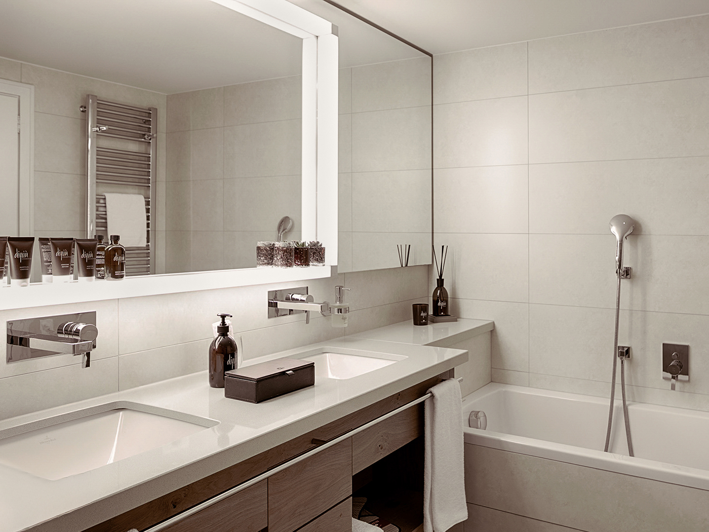 Giardino Ascona Suite South V4 R 07