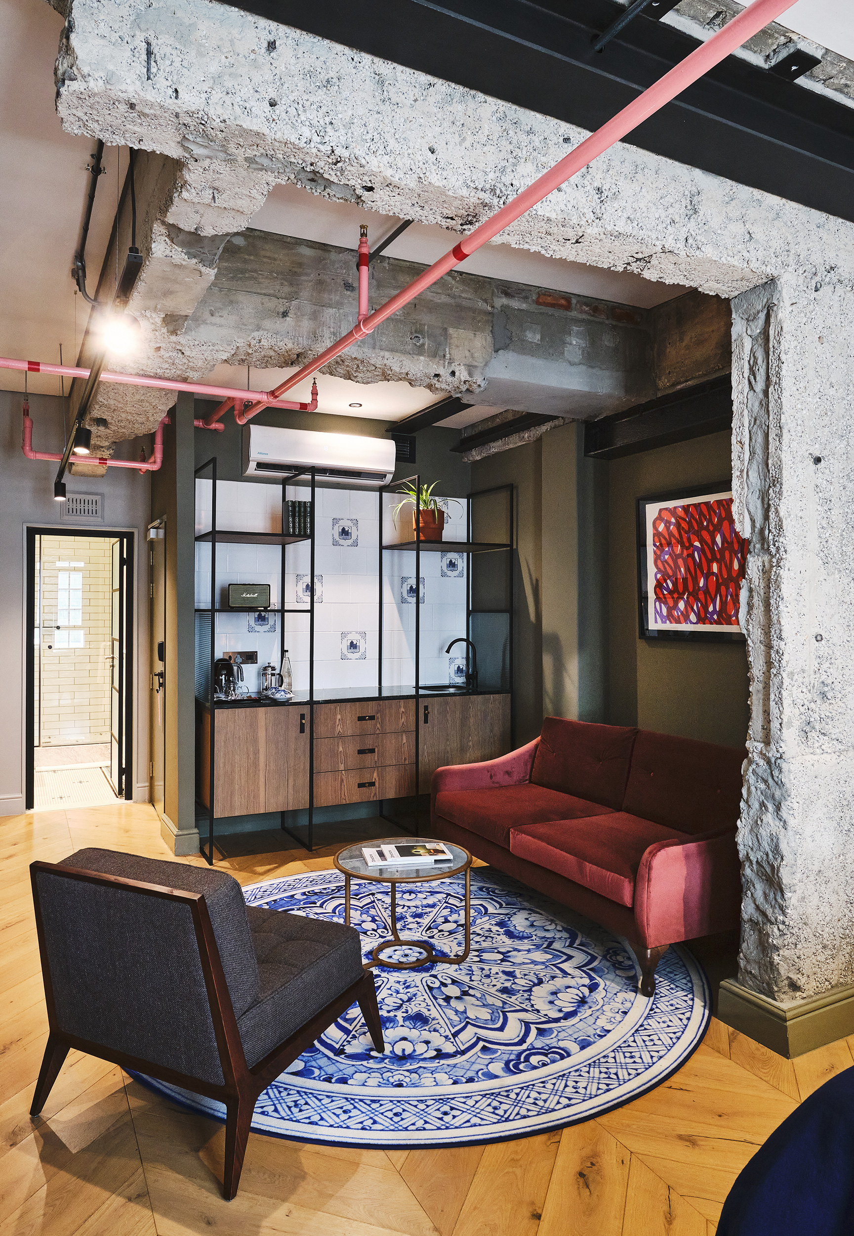 G 12 Gorgeous George