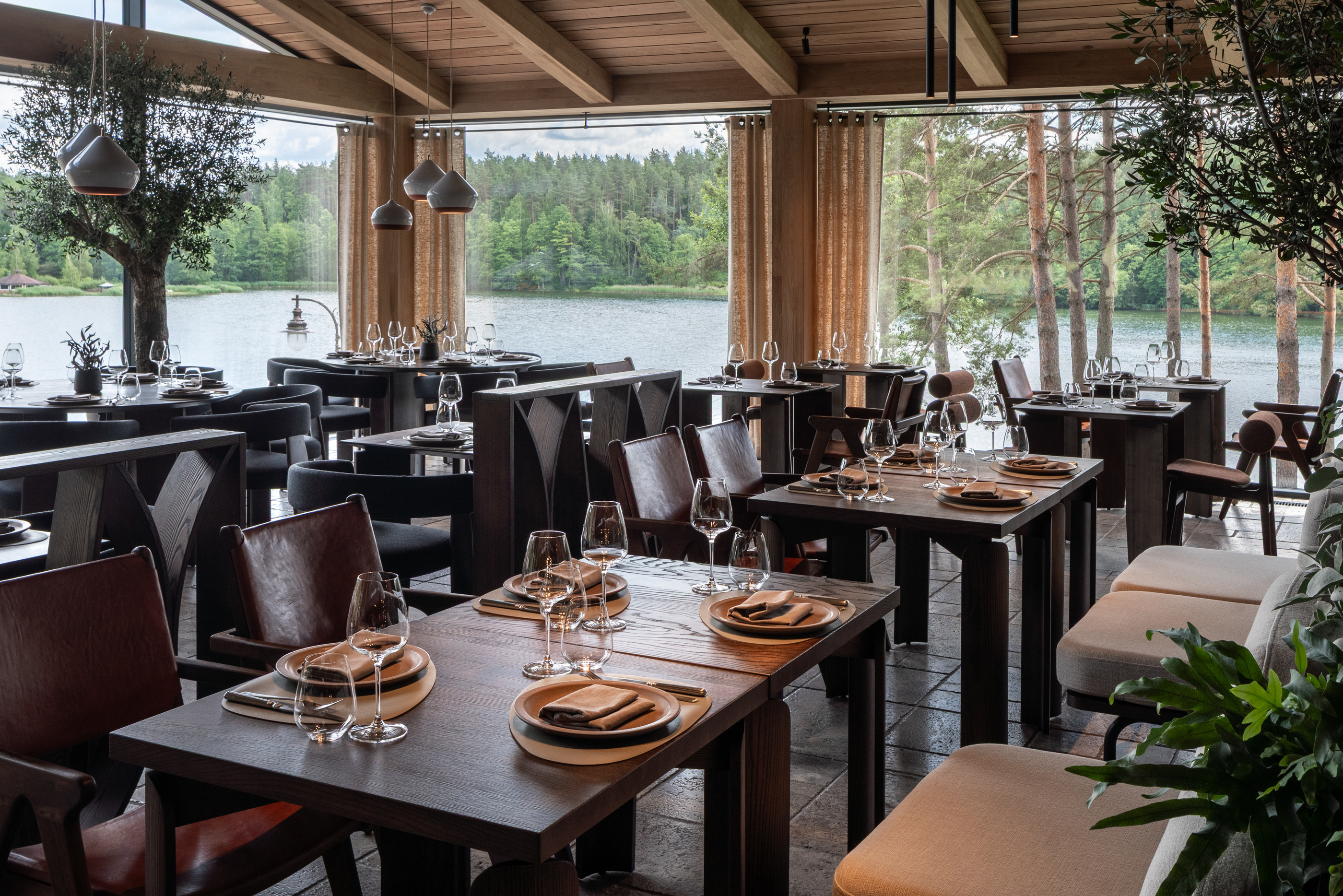 G 06 Esperanza Lake Resort