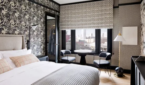 san-francisco-proper-hotel-bedroom-city-view-interior-design-M-13-r.jpg