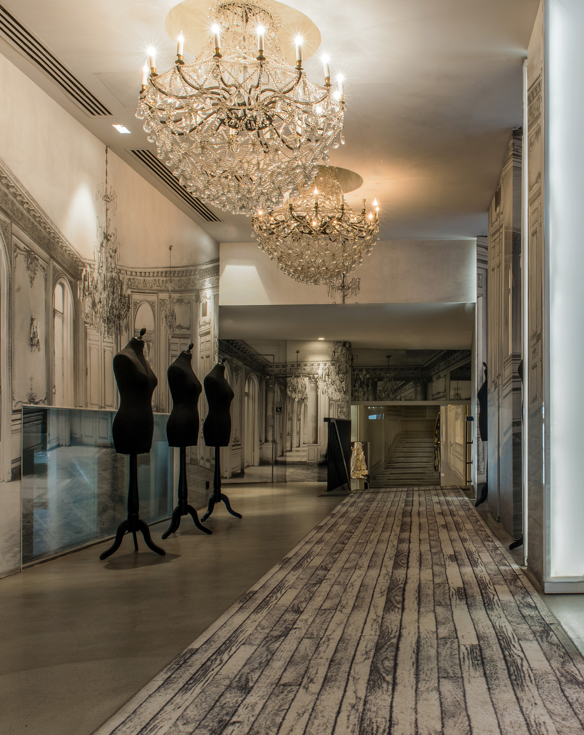 G 03 La Maison Champ Elysees