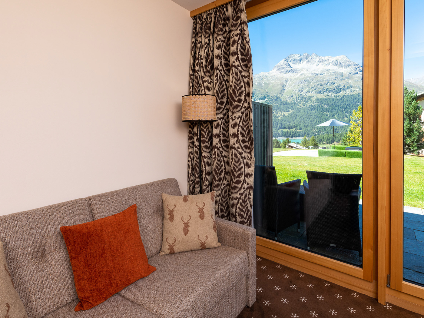 Nira Alpina Garden Room Summer V3 R 06