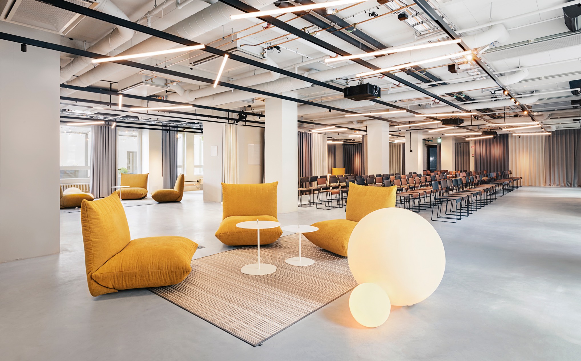 MICE Groups Carousel Blique