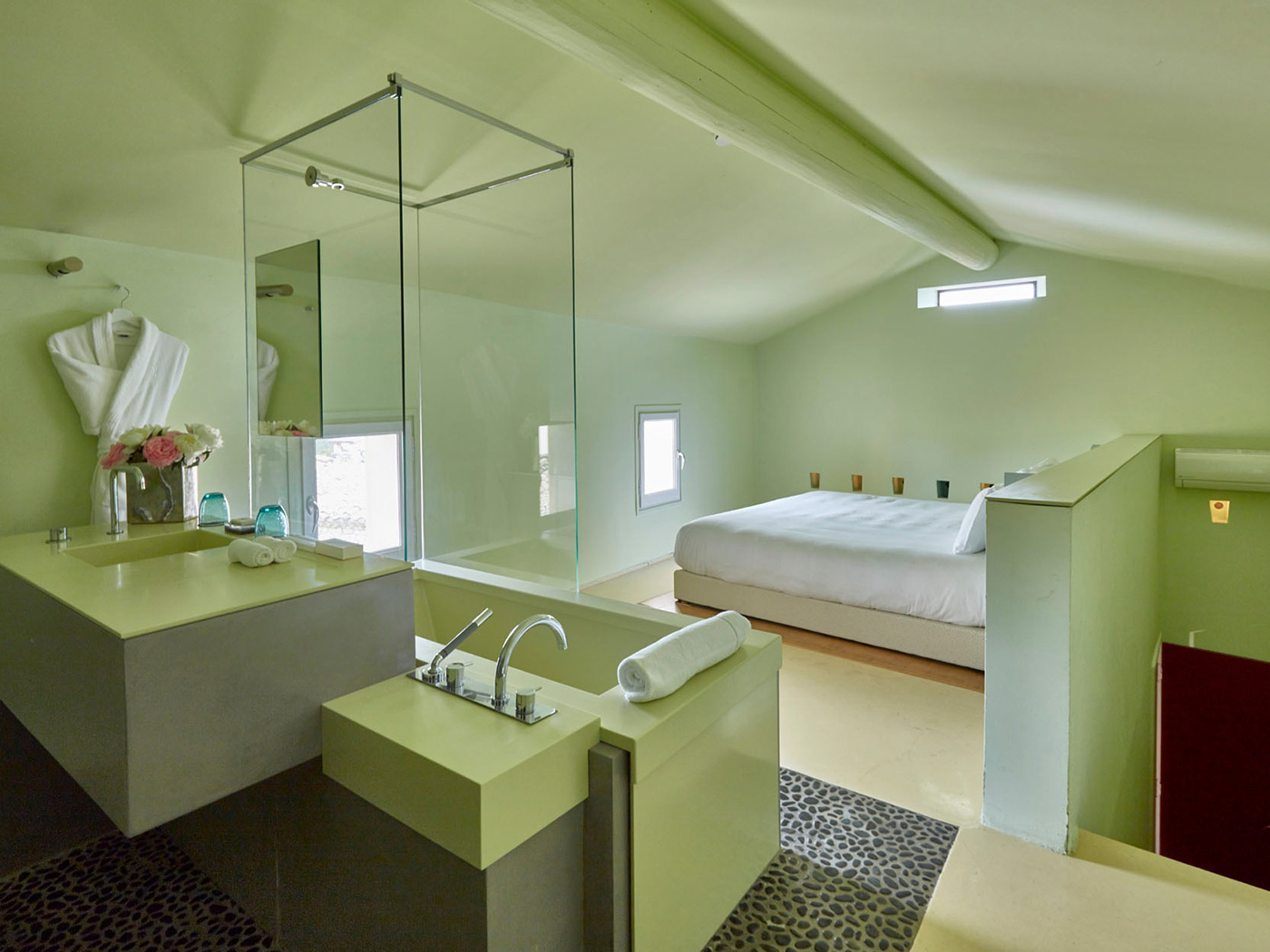Domaine Andeols Prestige Pool House R 09