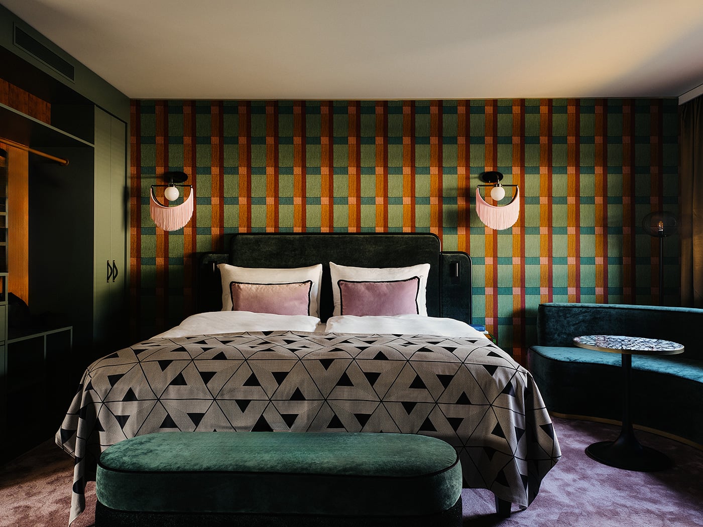 The Home Superior Suite Signature R V2 02