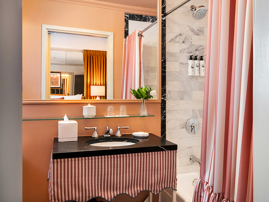 The Hotel Lili The Deluxe King R 07