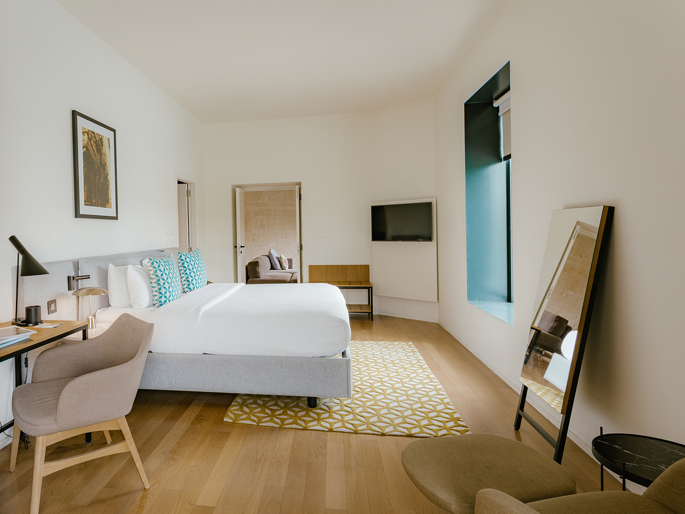 Cugo Gran Macina Grand Harbour Corner Suite With Harbour View V2 R 01