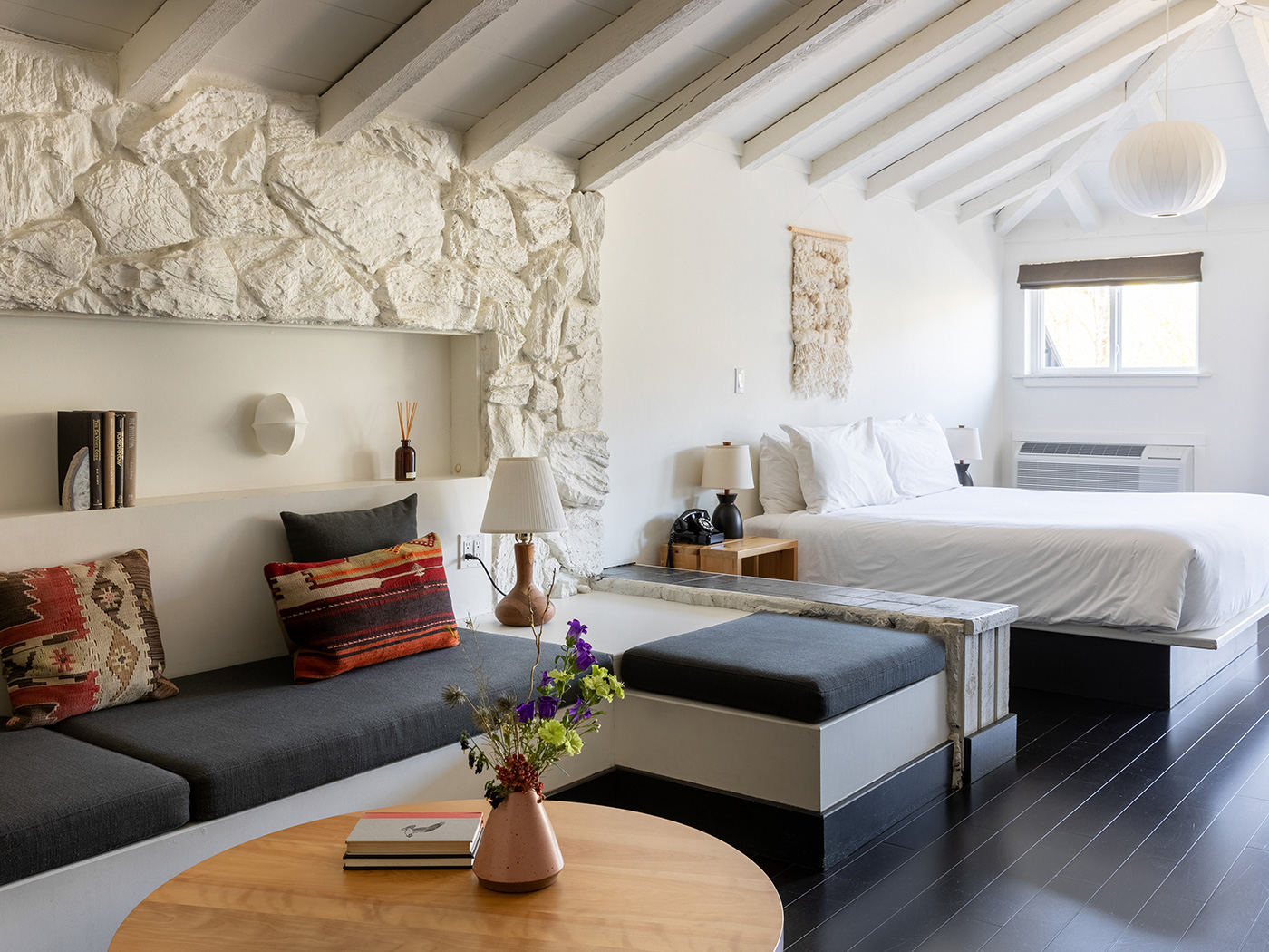 Scribners Catskill Lodge Bungalow King R 02