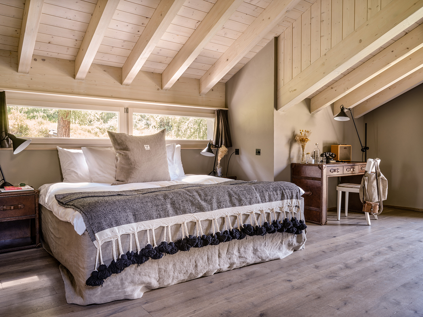 Cervo Mountain Resort Huntsman Triple Suite R 06