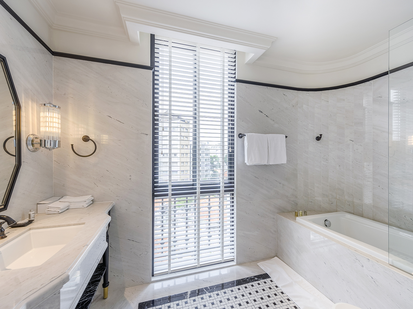 Bach Suites Saigon Bach Suite V2 R 05