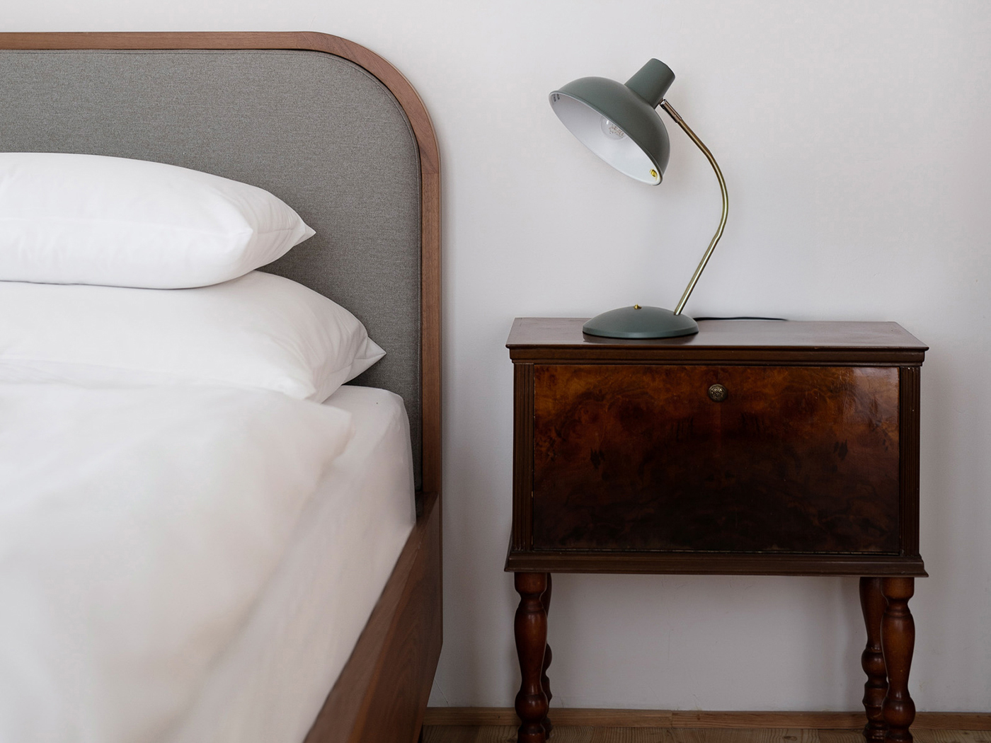 1477 Reichhalter Helmsdorf R 01