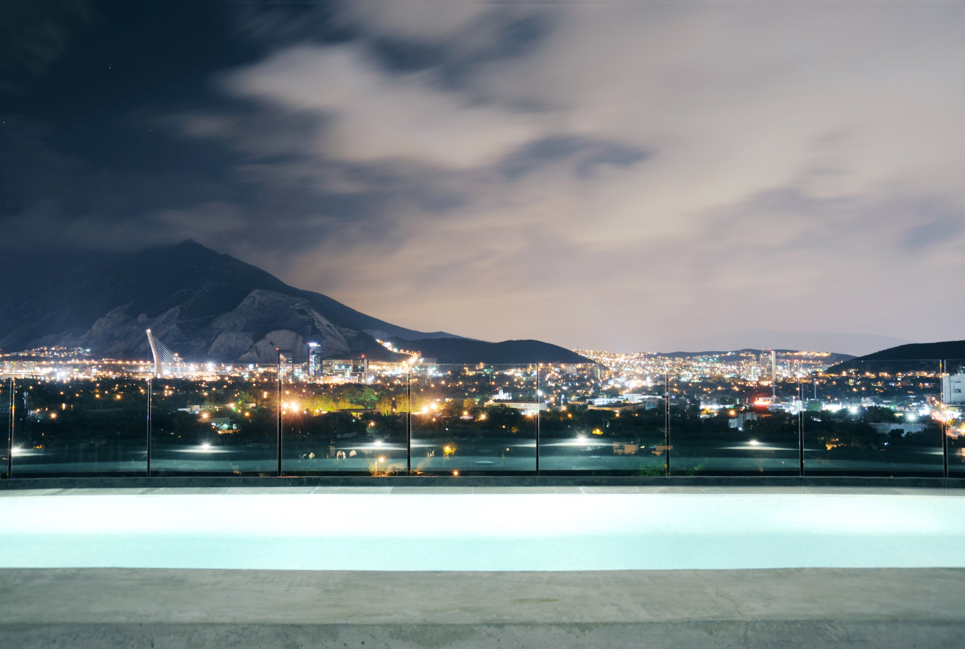 06 Monterrey L