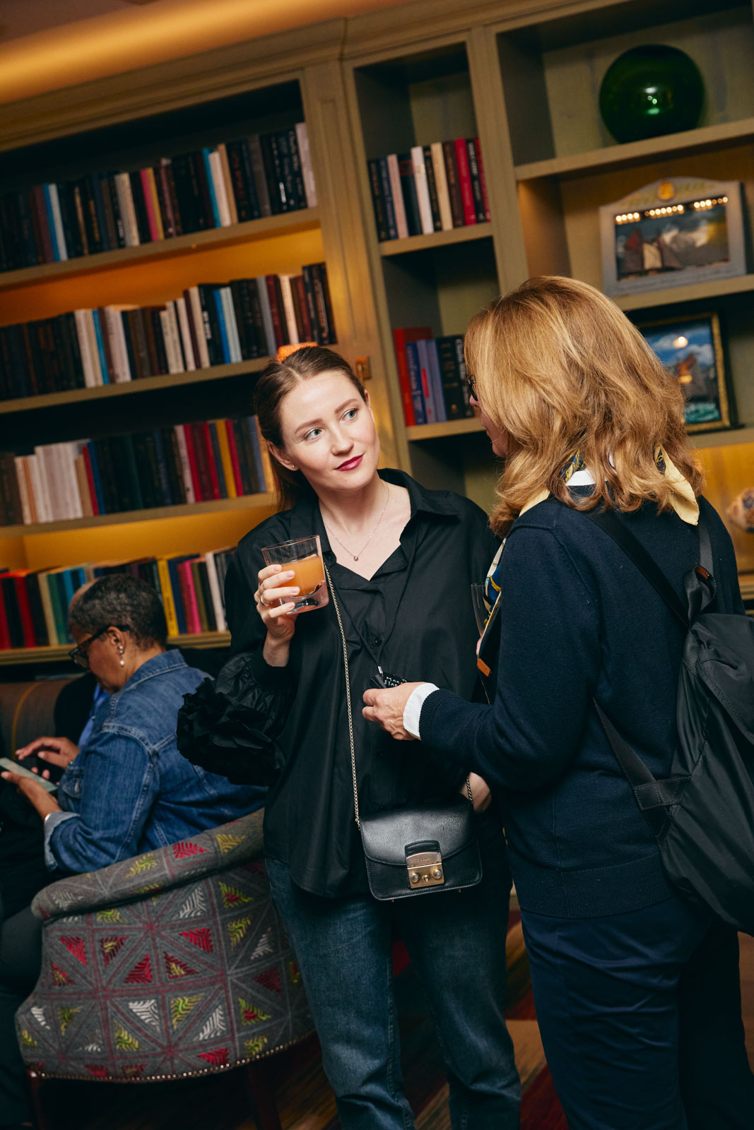 DH24 SALES Newyork SE CE Travelpro 13