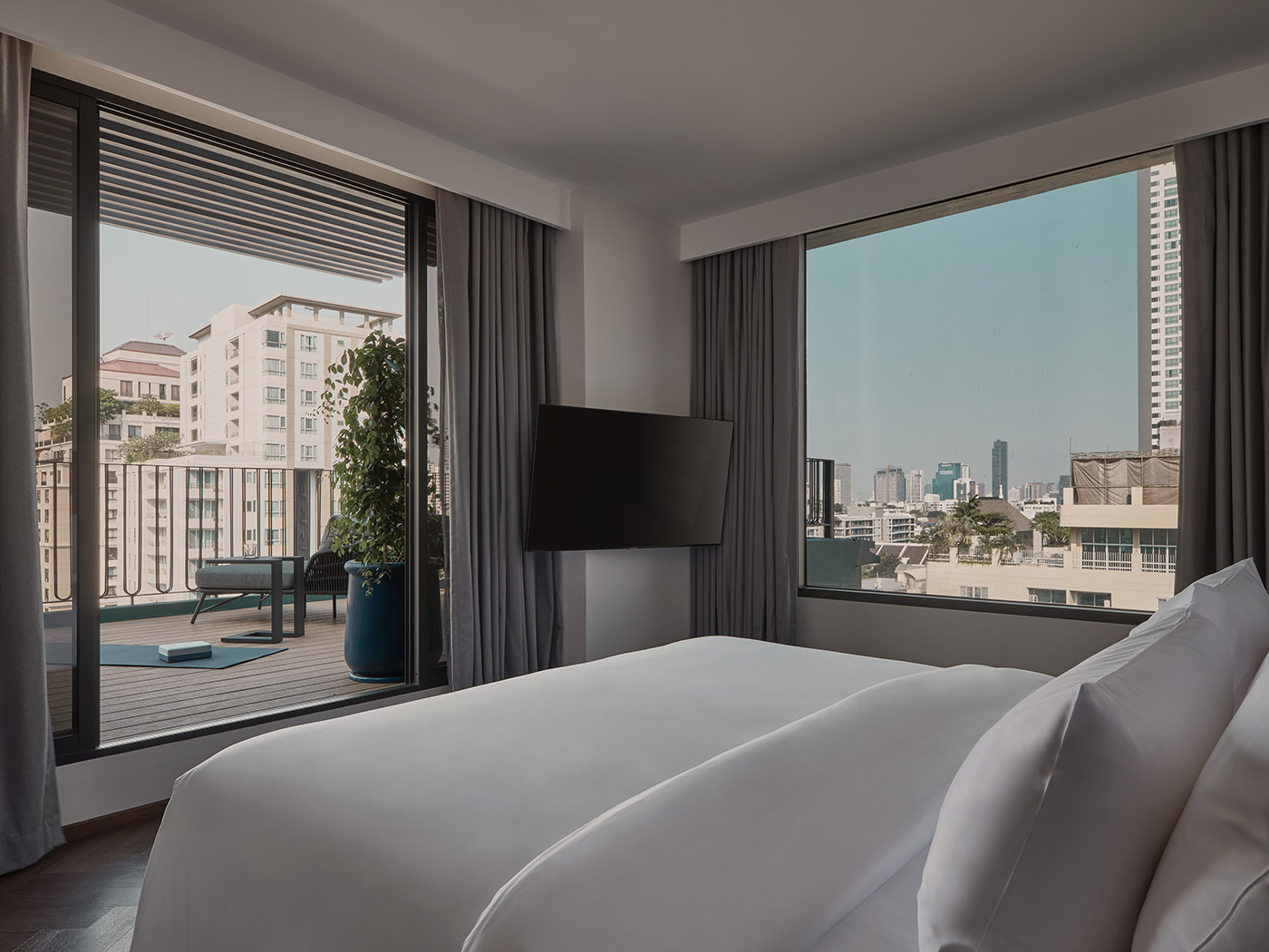 Public House Bangkok Sky Terrace R V2 01