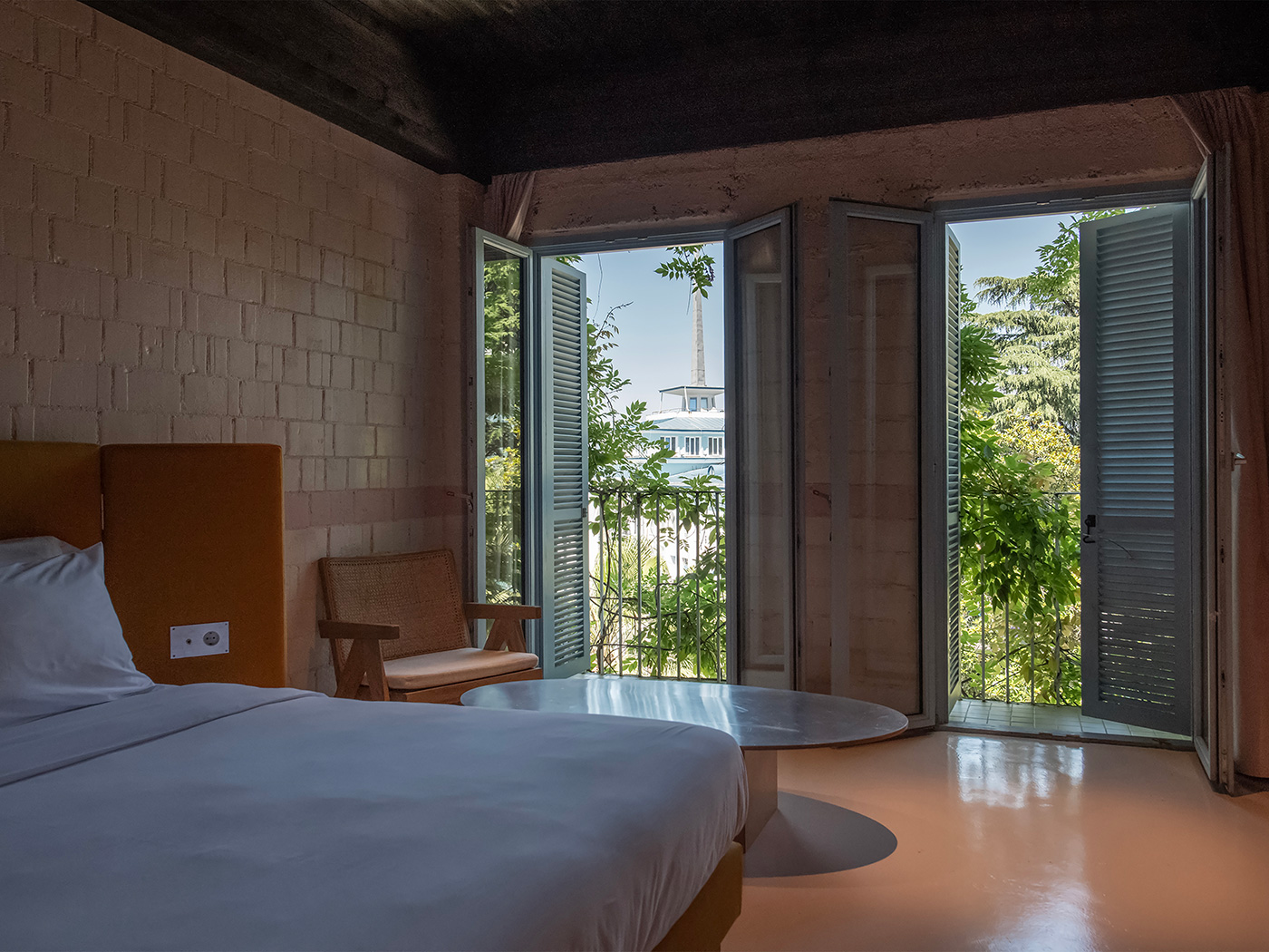 Rooms Batumi Junior Queen Room R 02