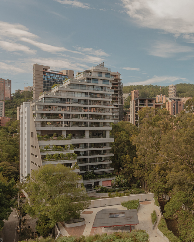 Wake Medellin Colombia Usp 03