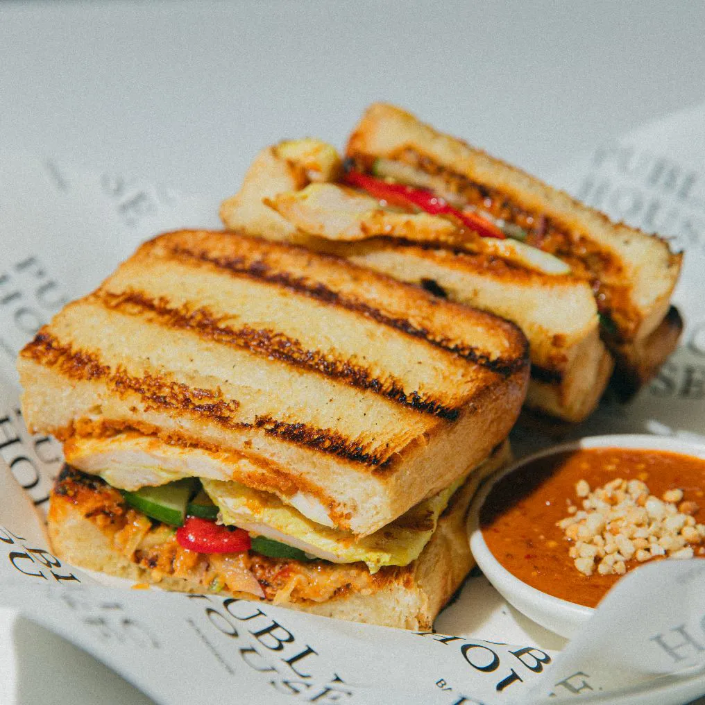 Public House Bangkok Theme Box 01 Food And Drink 02