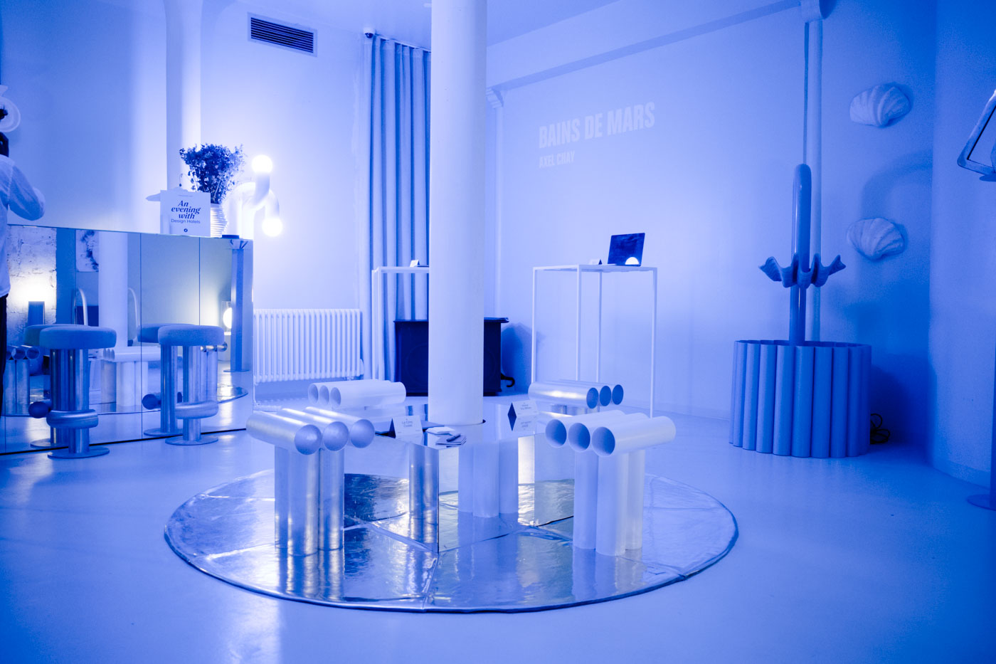 DH24 SALES CE Paris Travelpro 08