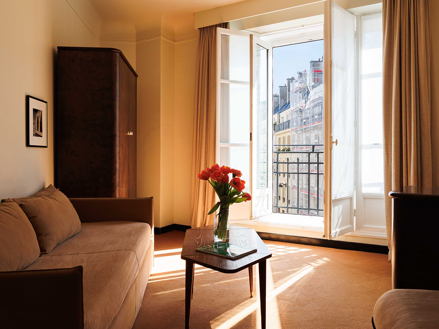 Hotel Rochechouart Junior Suite R 02