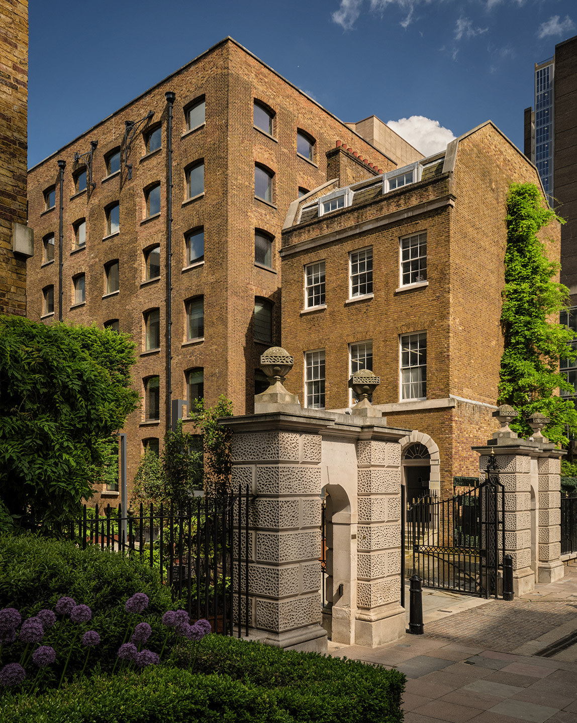 Sir Devonshire Square Hotel London