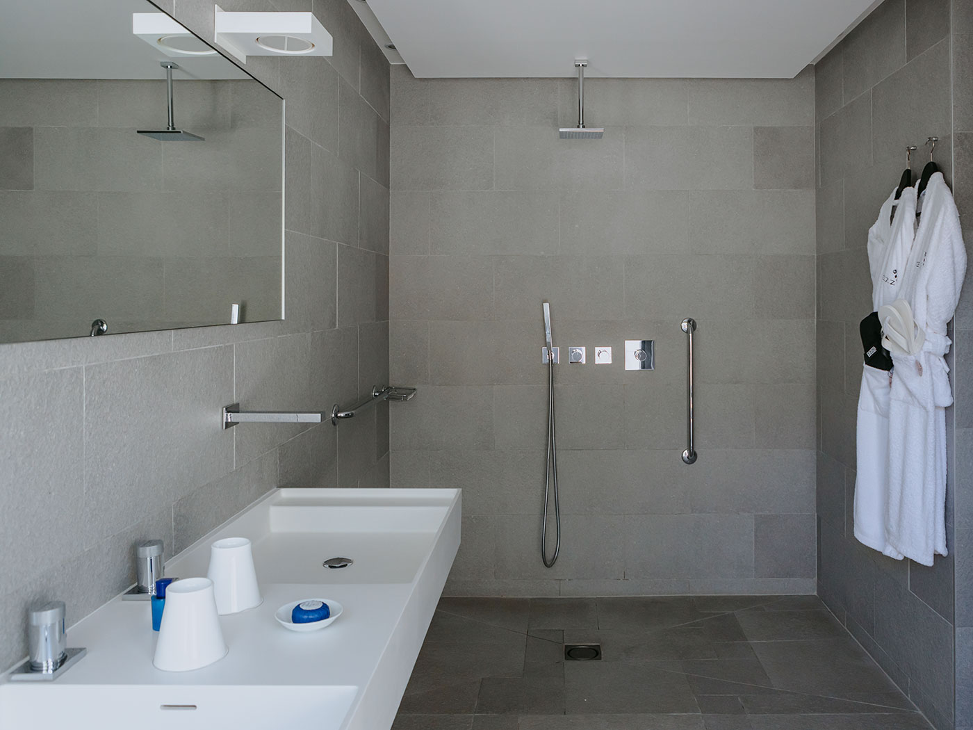 Hotel Sezz Saint Tropez Cocoon King Accessible R 04