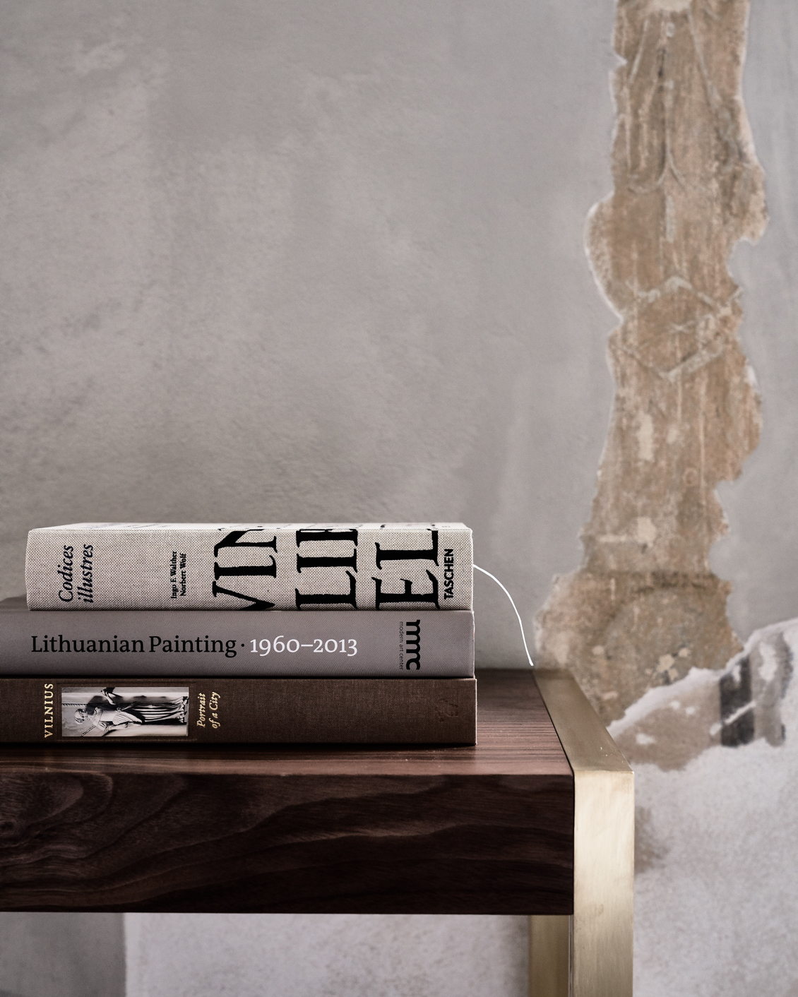 002 Hotel Pacai Books Detail