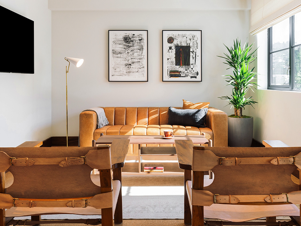 Silver Lake Pool Inn King Suite R 02